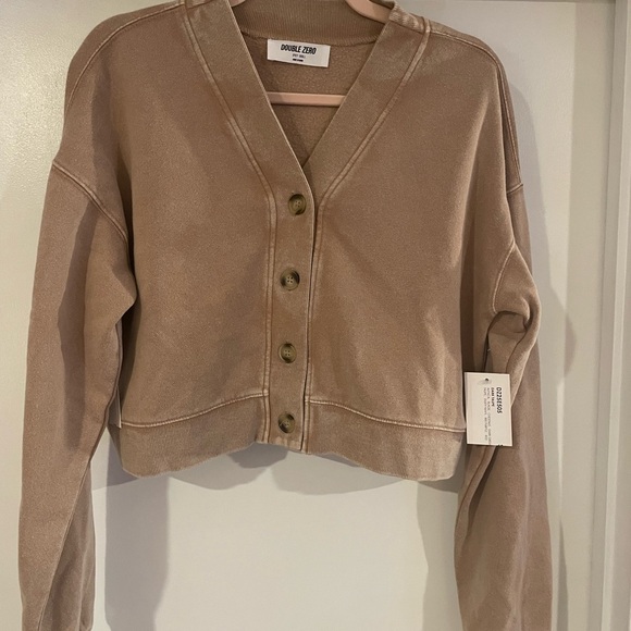 Double Zero Sweaters - Double Zero Taupe Cropped V‑Neck Button Cardigan